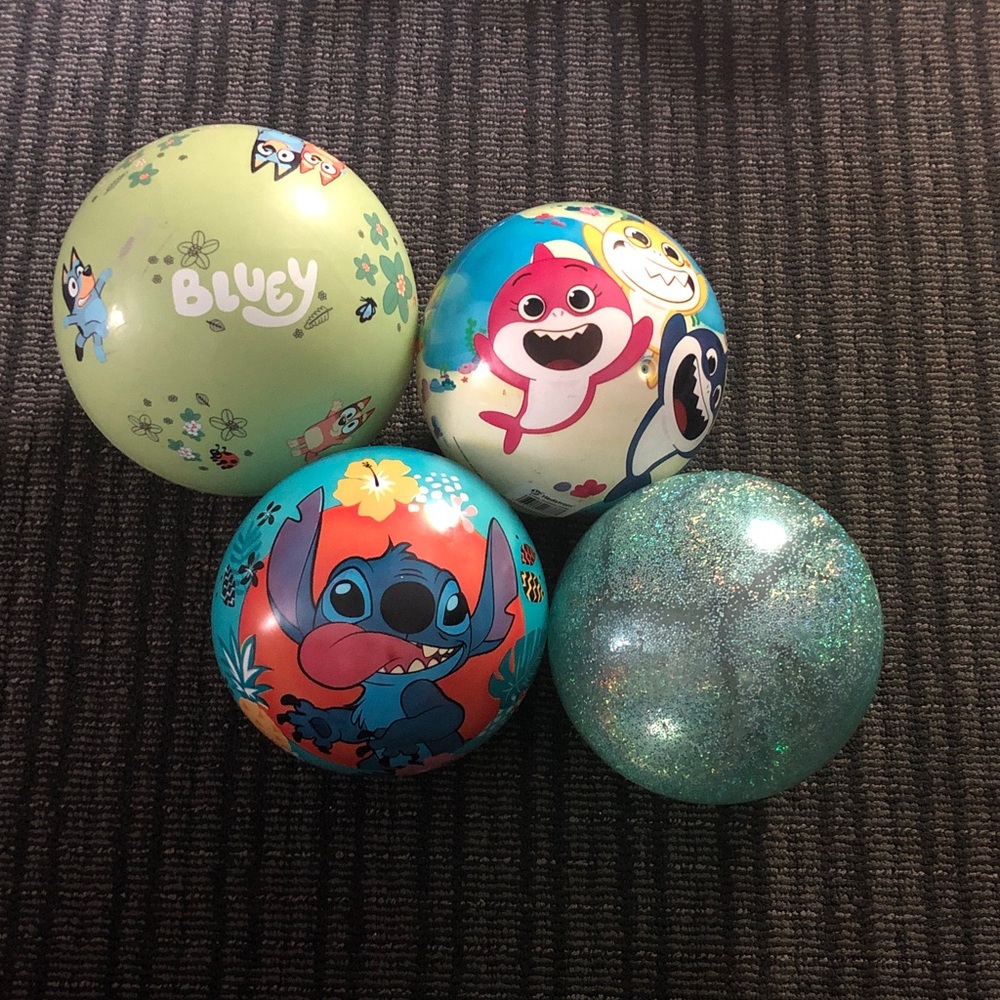 🏋️‍♂️ Kids Character Play Balls Set (4)